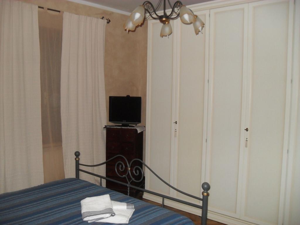 Affittacamere Casa Sofia アンギアーリ 部屋 写真