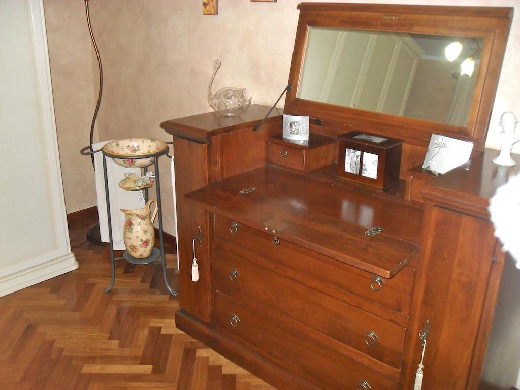 Affittacamere Casa Sofia アンギアーリ 部屋 写真